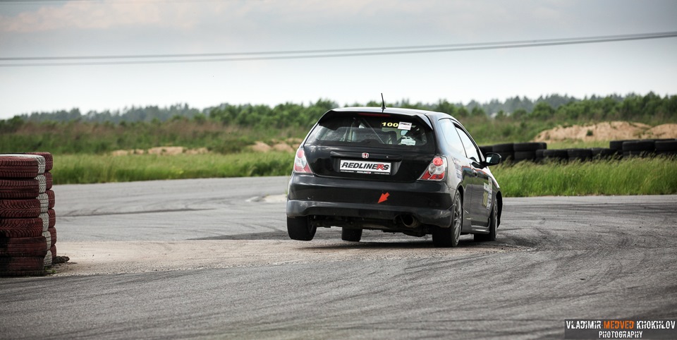 Поднимаем колесо :) — Honda Civic Type R (2G)