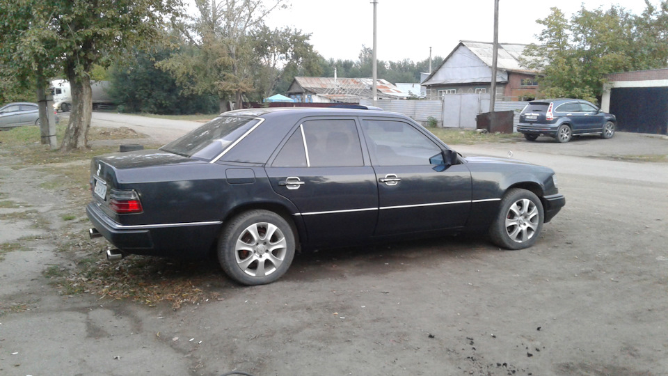 Старые диски — Mercedes-Benz E-Class (W124)