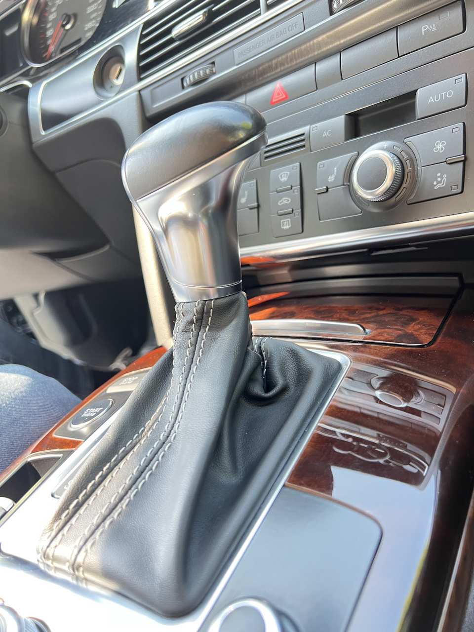 Фото в бортжурнале Audi A6 Avant (C6)