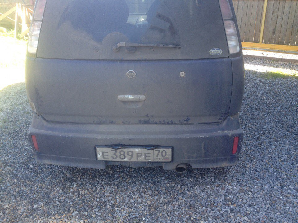 Задняя рамка — Nissan Cube I