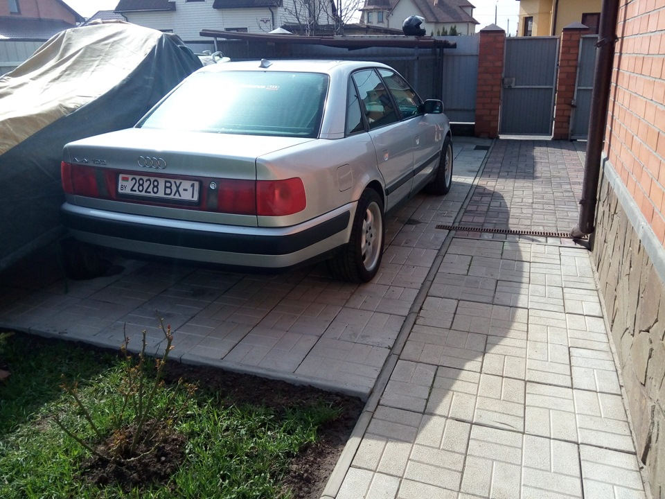 Фото в бортжурнале Audi 100 (C4)