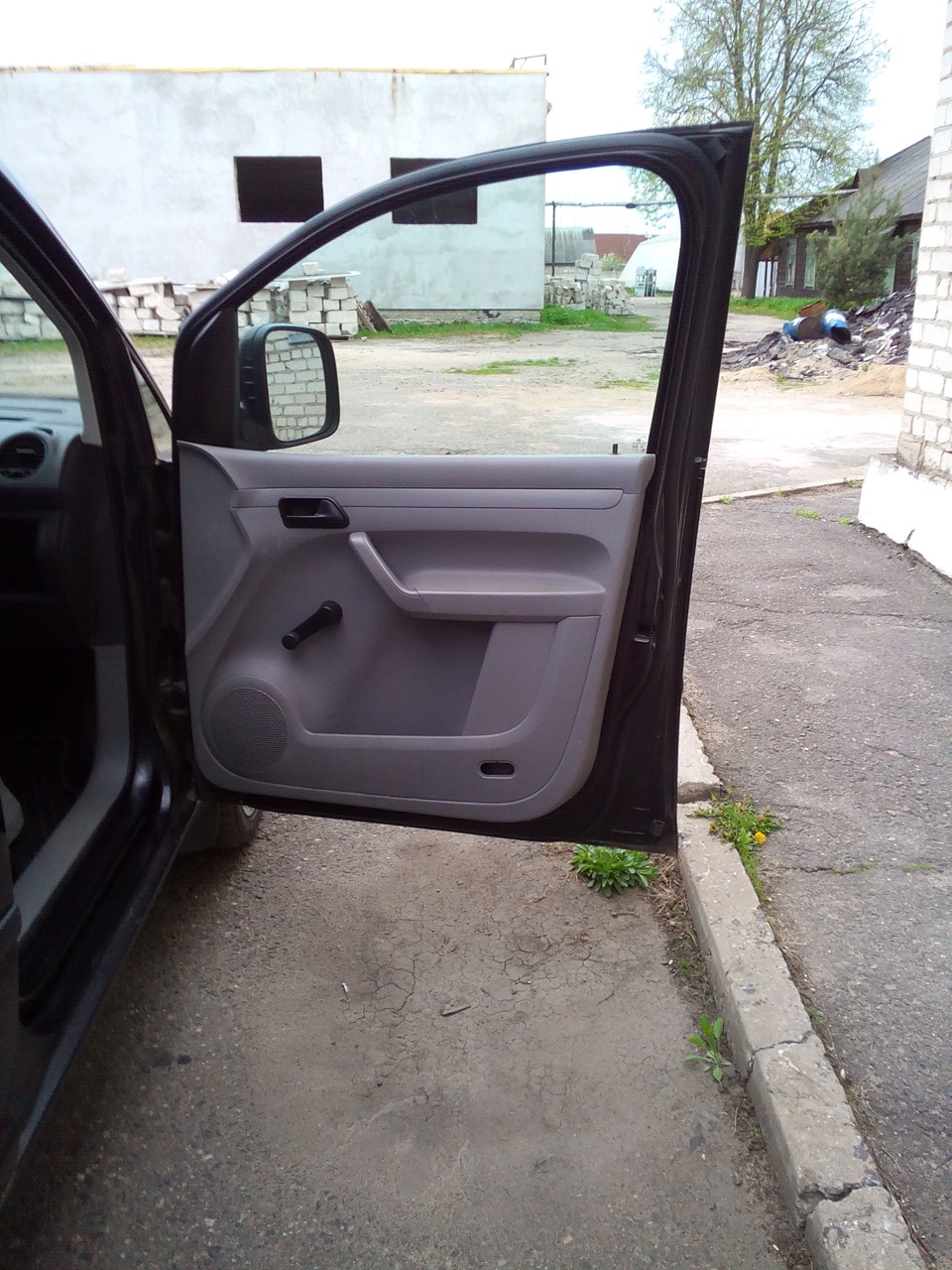 вот так мне все досталось — Volkswagen Caddy (3G)