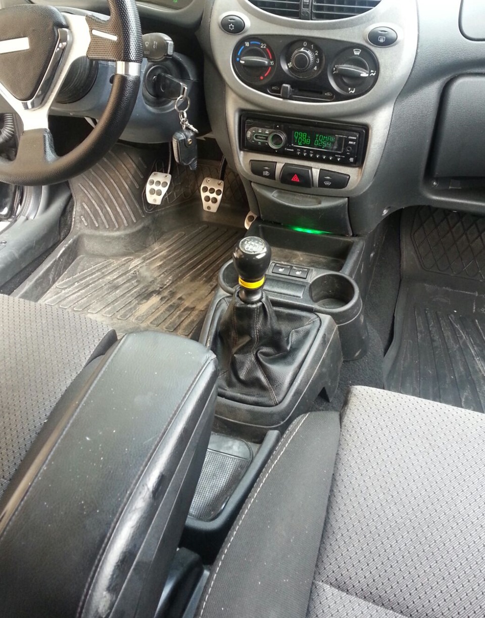 Фото в бортжурнале Lada Калина Спорт (1G)