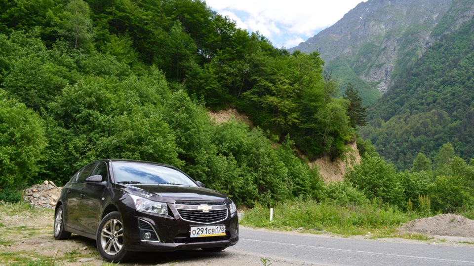 Chevrolet Cruze Hatchback Коричневый металик