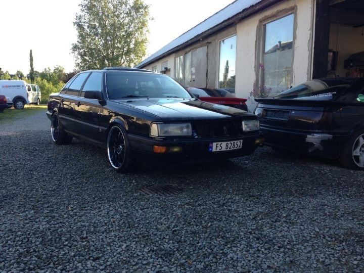 Фото в бортжурнале Audi 100 (C3)