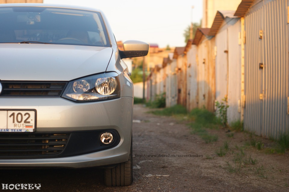 Фары от VW Polo Hatchback на Polo Sedan — Volkswagen Polo Sedan