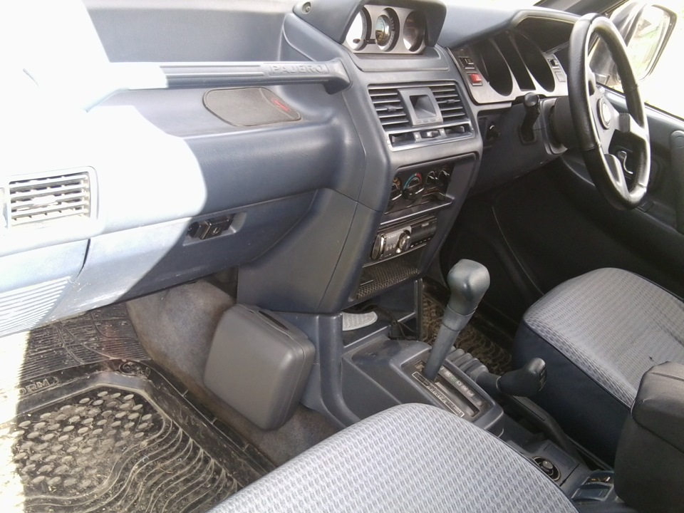 Фото в бортжурнале Mitsubishi Pajero (2G)