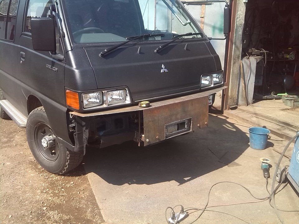 Фото в бортжурнале Mitsubishi Delica (P35W)