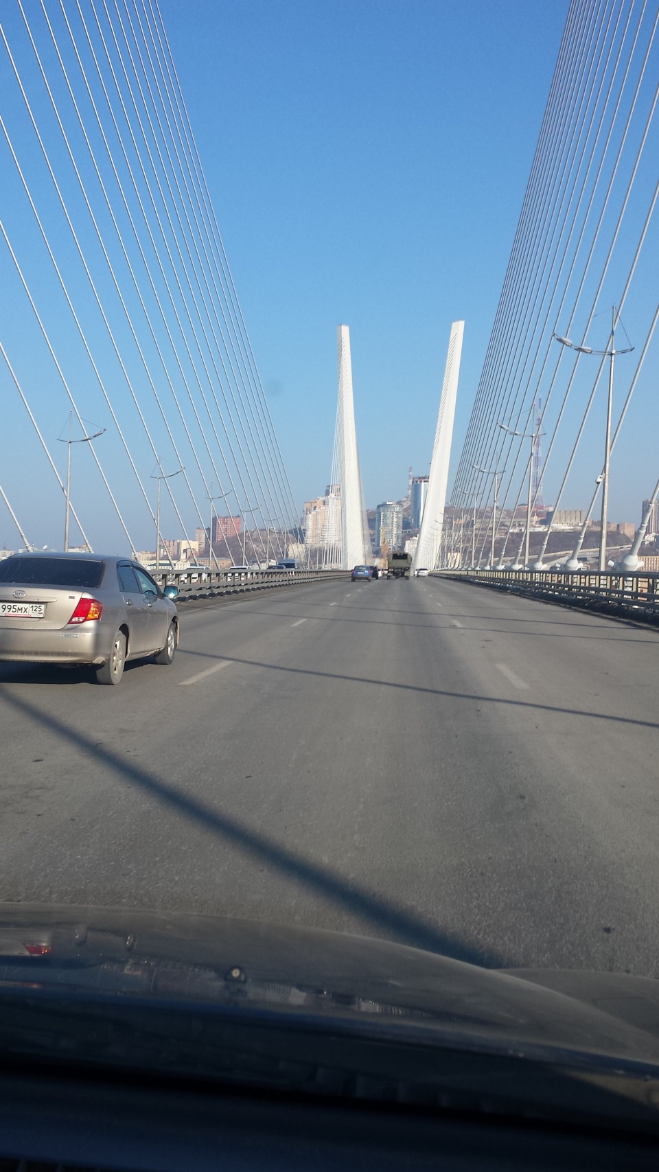 движемся уже по Золотому… — Nissan Tiida (1G)