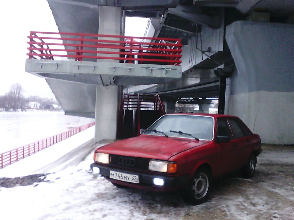 Фото в бортжурнале Audi 80 (B2)