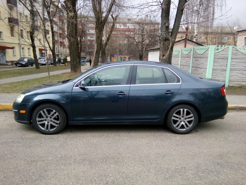 Фото в бортжурнале Volkswagen Jetta V