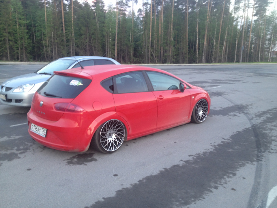 Фото в бортжурнале SEAT Leon (Mk II)