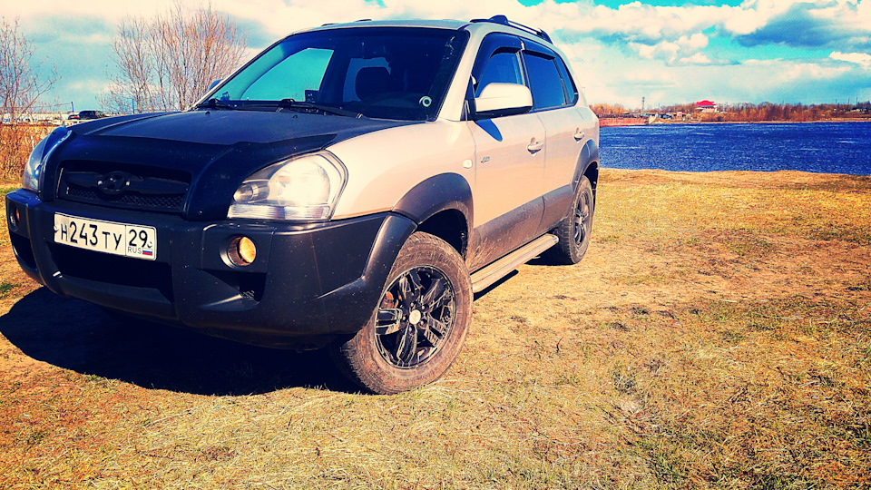 Hyundai Tucson Пумба