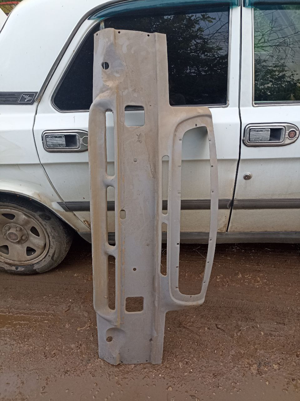 На ржу не смотрим, у дядьки дача уплыла по пояс в апреле — GAZ 3110