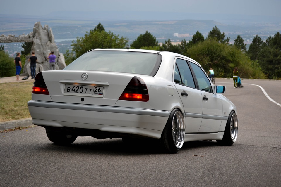 Фото в бортжурнале Mercedes-Benz C-Class (W202)