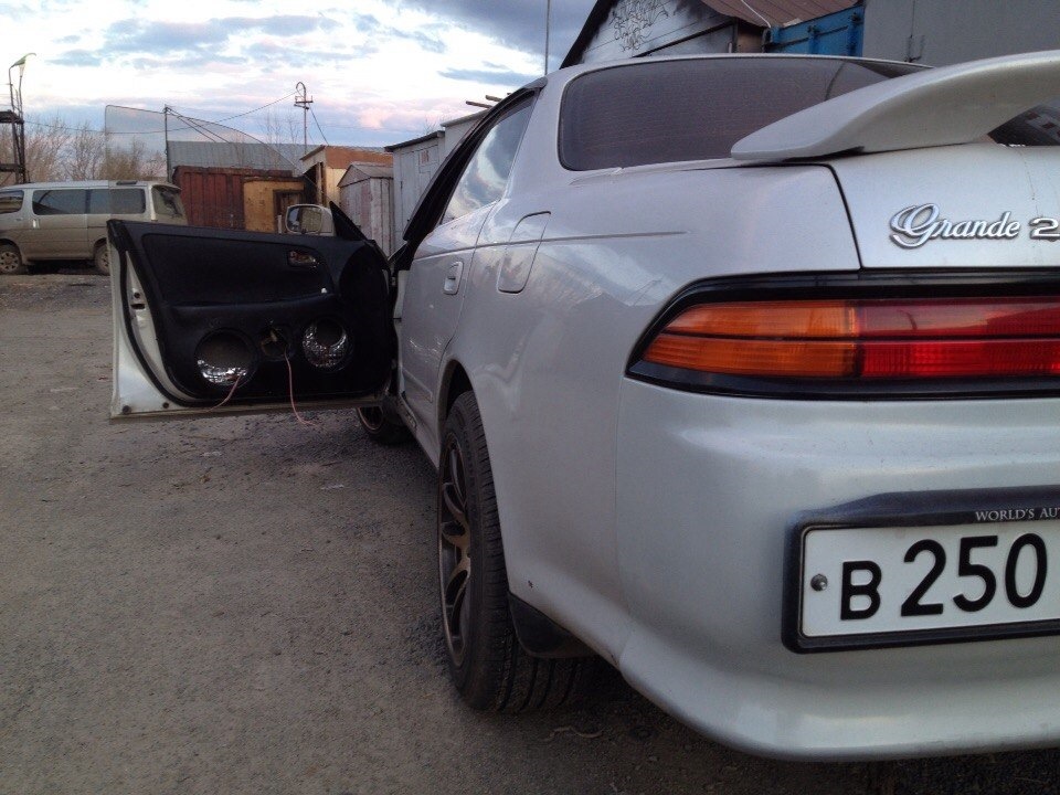 Фото в бортжурнале Toyota Mark II (90)