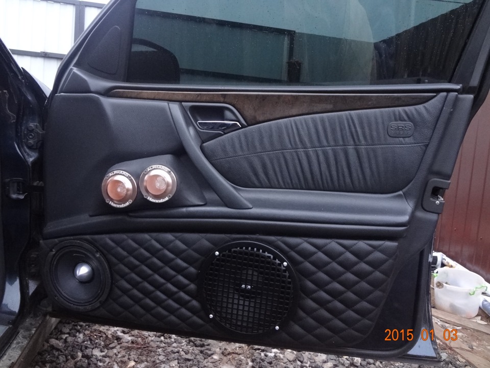 Фото в бортжурнале Mercedes-Benz E-Class (W210)