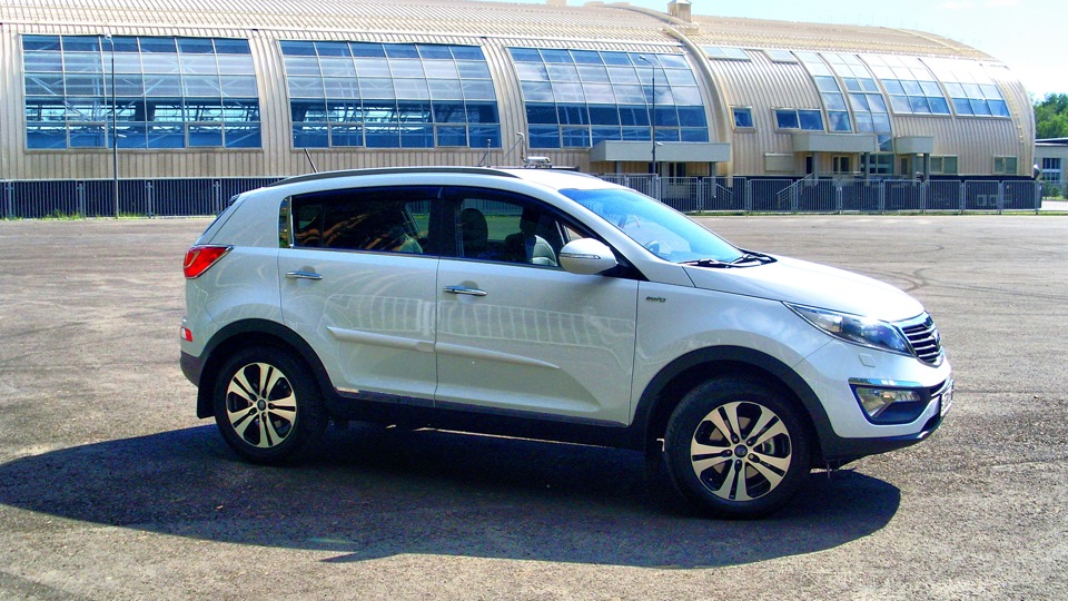KIA Sportage Погранец