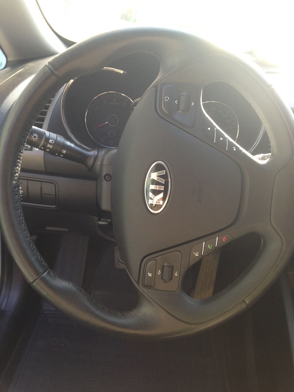 Фото в бортжурнале KIA Cerato (3G)