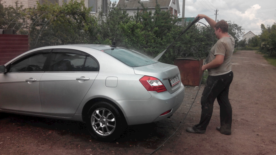 отмыли — Geely Emgrand EC7 FE-1