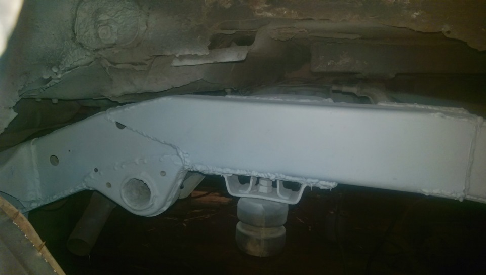Фото в бортжурнале Nissan Terrano I