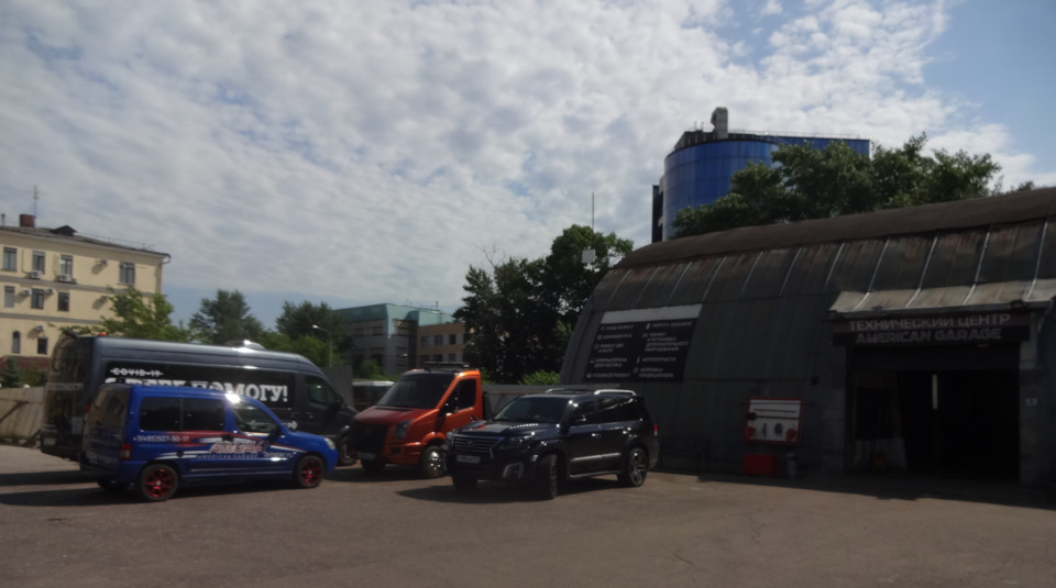 Фото в бортжурнале Lexus LX (URJ200/URJ201)