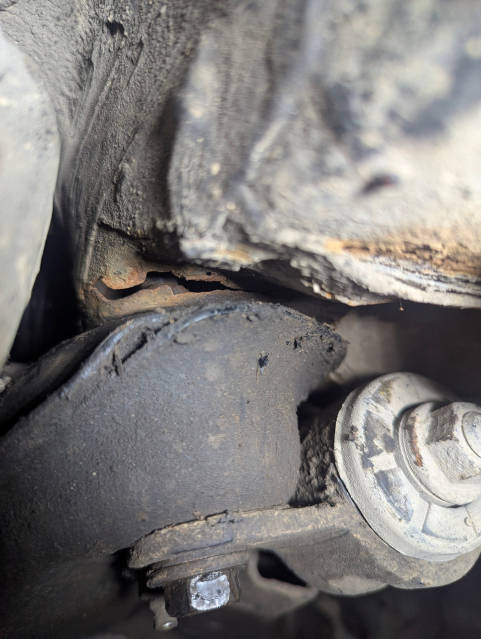 Фото в бортжурнале Toyota RAV4 (I)