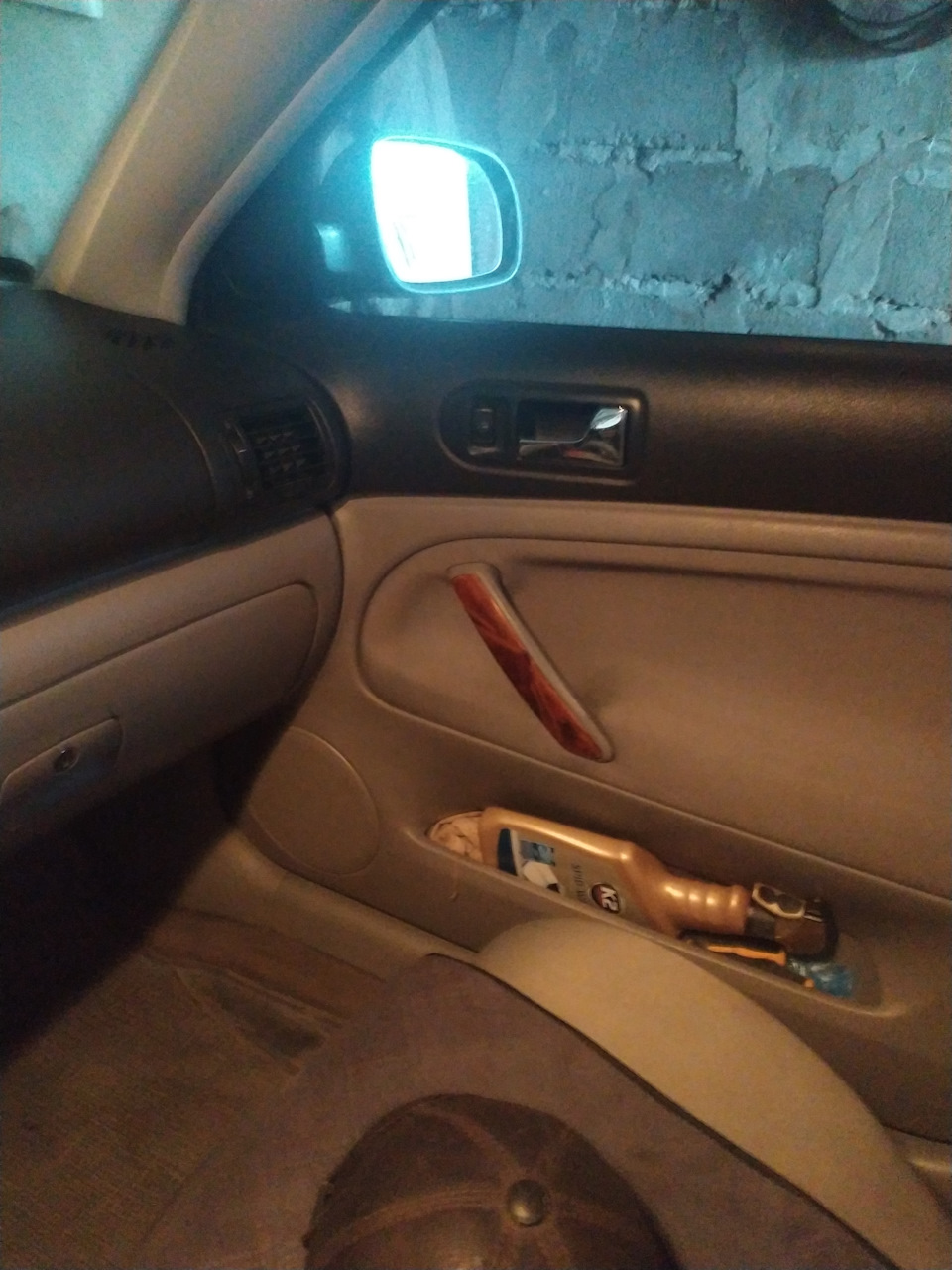 Фото в бортжурнале Volkswagen Passat Variant (B5)