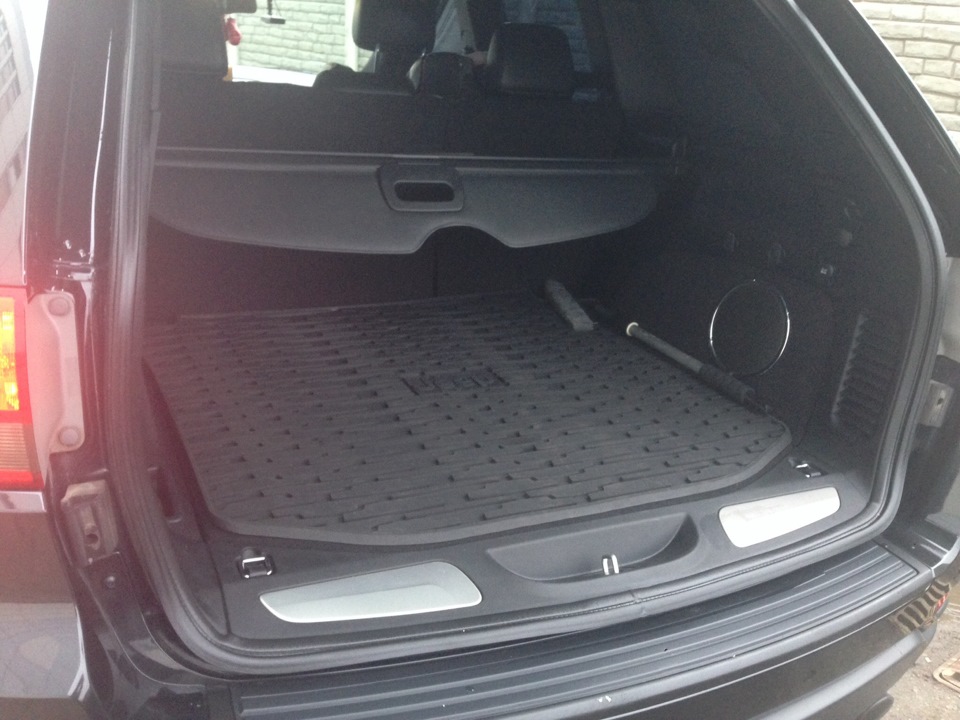 Фото в бортжурнале Jeep Grand Cherokee (WK2)