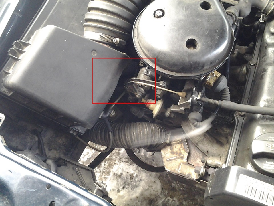 Теперь дроссель не задевает — Audi 80 (B4)