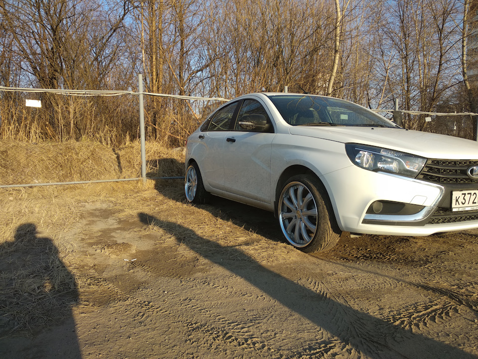 Фото в бортжурнале Lada Vesta (1G)