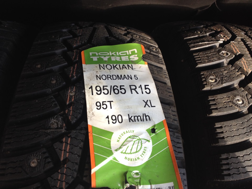 Фото в бортжурнале Ford Fusion. Запчасти на фото: Nokian Tyres Nordman 5 195/65R15