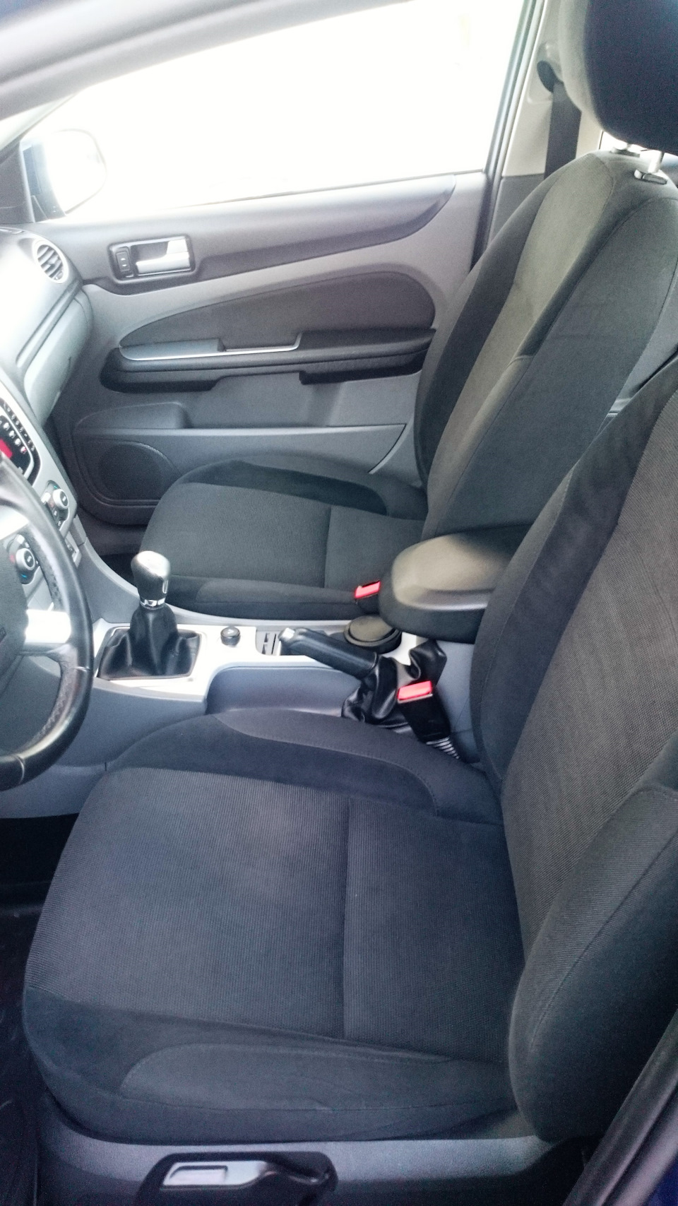 Передний ряд. — Ford Focus Sedan II