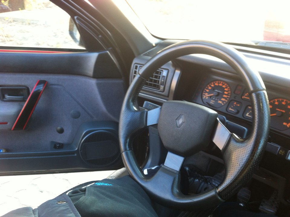 Фото в бортжурнале Renault 19