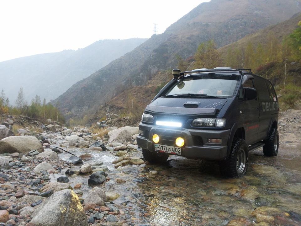 Фото в бортжурнале Mitsubishi Delica (L400)