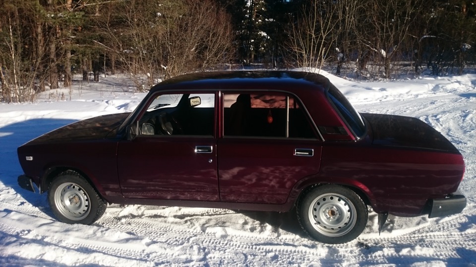 На солнце более красочно выглядит) — Lada 21053