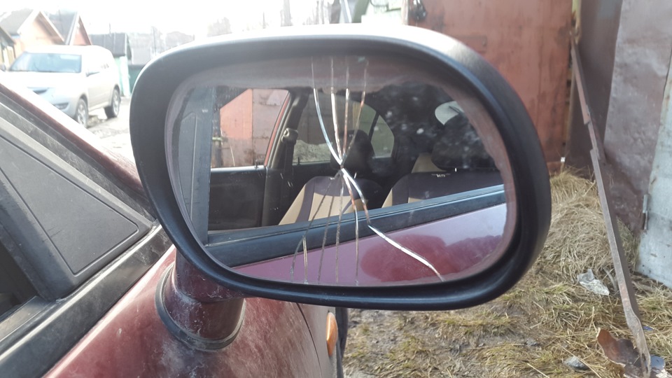 Фото в бортжурнале Mitsubishi Carisma