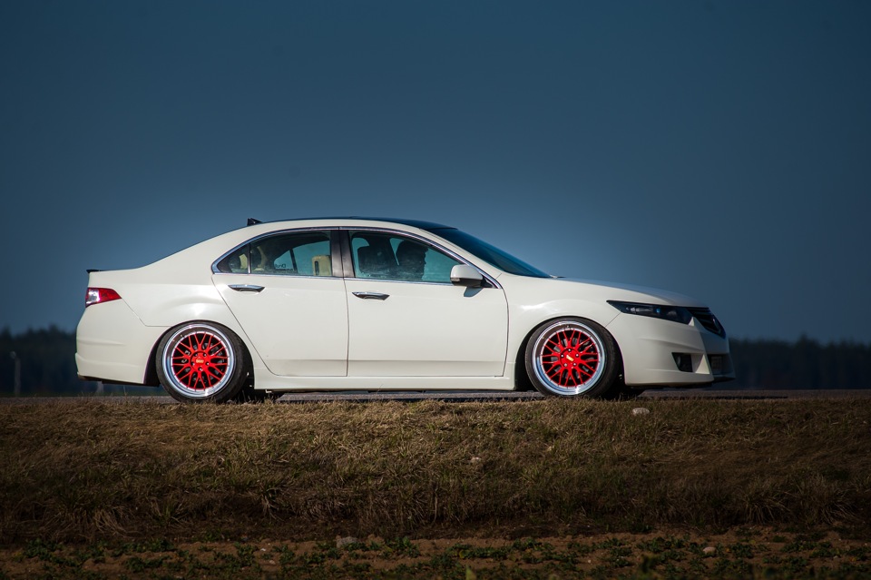 Фото в бортжурнале Acura TSX (2G)