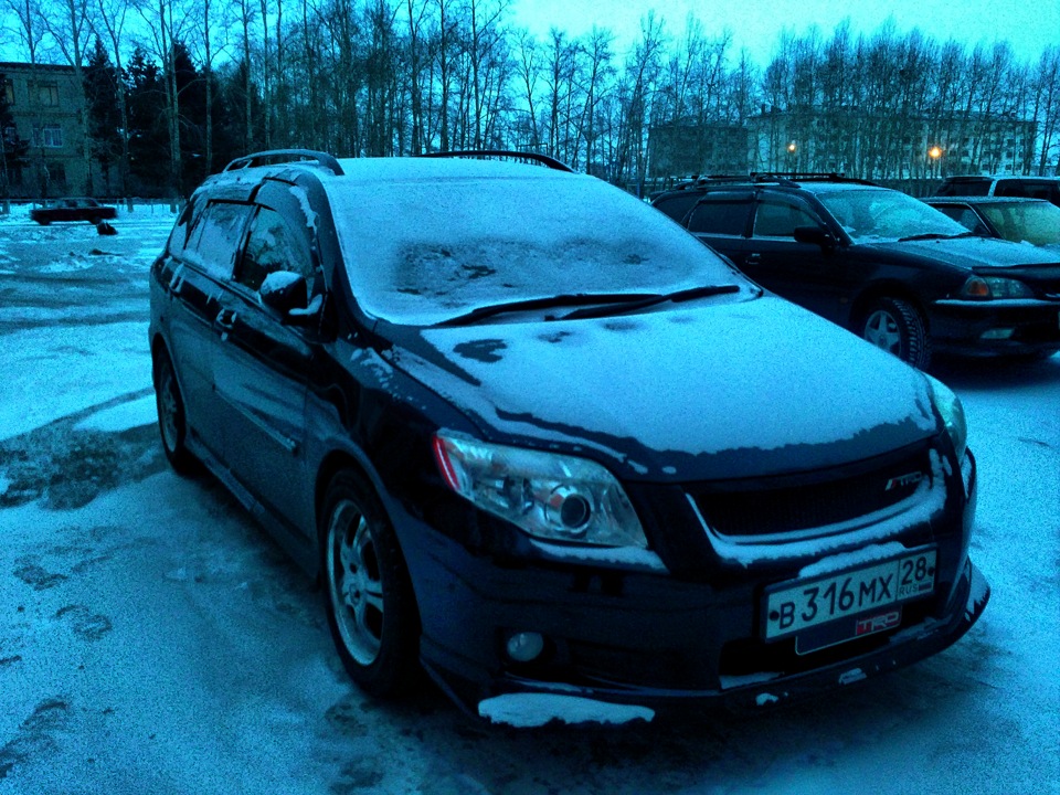 Ночуем на улице. — Toyota Corolla Fielder (E130). Запчасти на фото: MX284