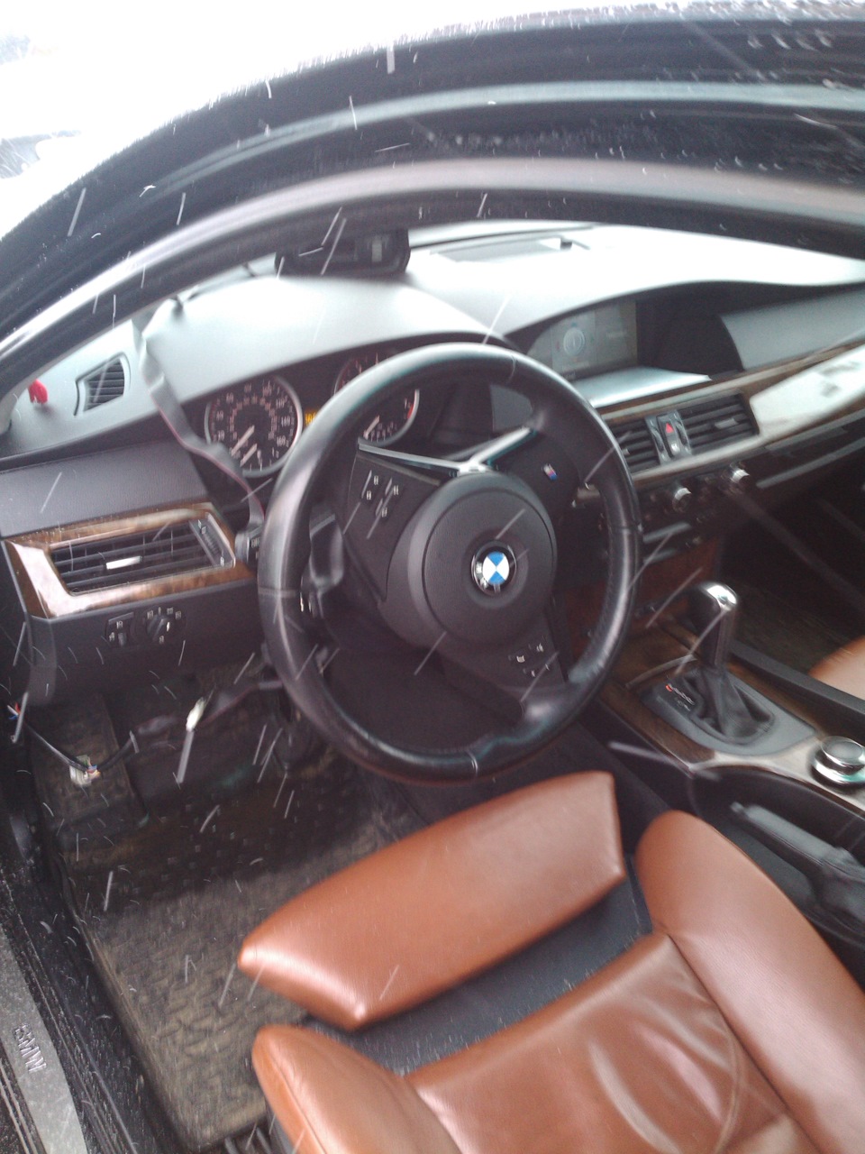 Фото в бортжурнале BMW 5 series (E60)