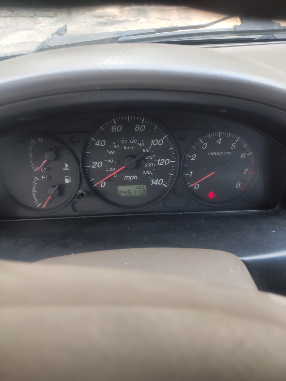 Фото в бортжурнале Mazda Protege (FH4H). Запчасти на фото: 200120