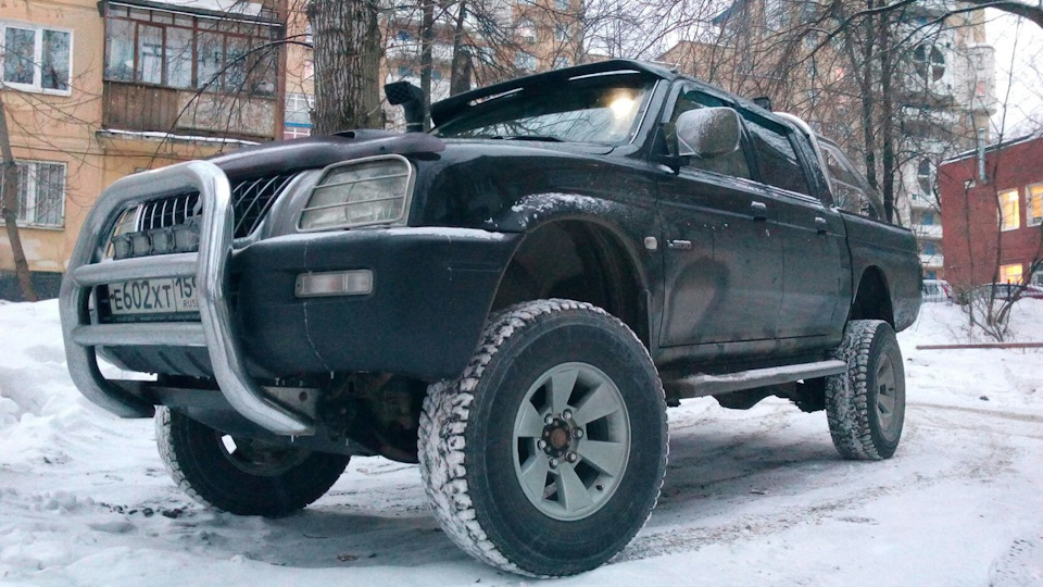 Mitsubishi L200 Doktorwagen