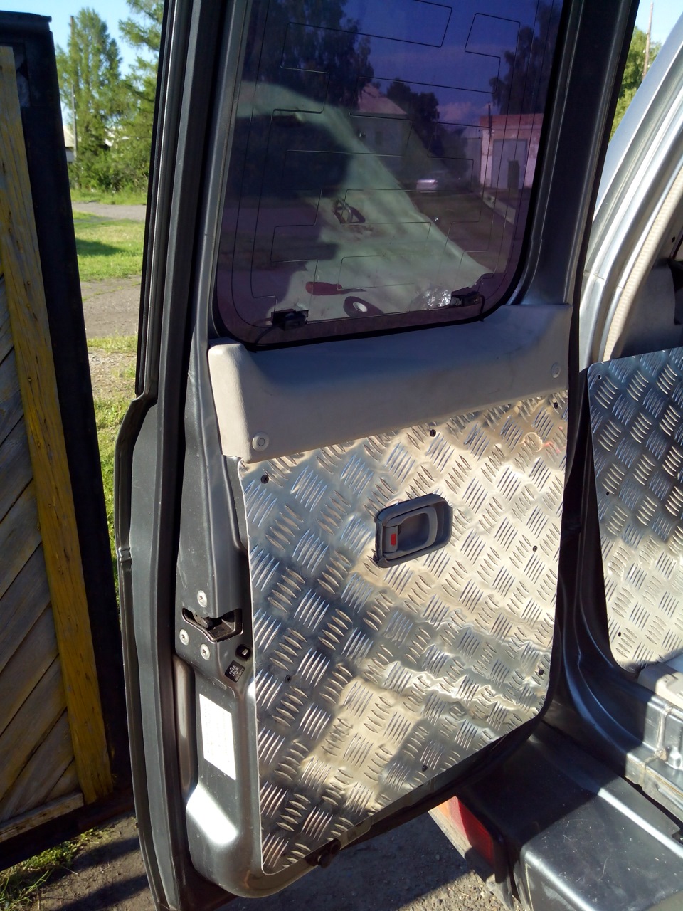 Photo from the logbook Nissan Patrol GR II (Y61)