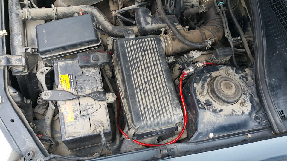 Вот собственно проводка под капотом. — Toyota Corona (T190)