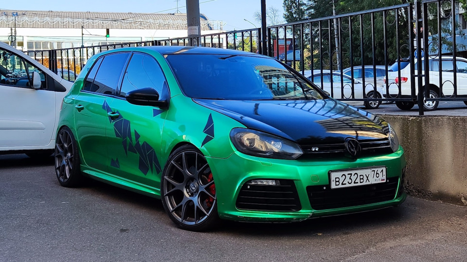 Volkswagen Golf R