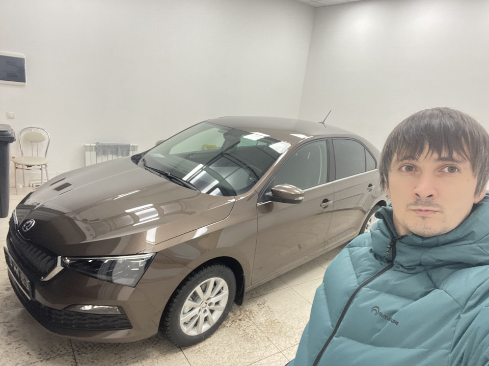 Осенью 2021года на выдаче — Skoda Rapid (1G)