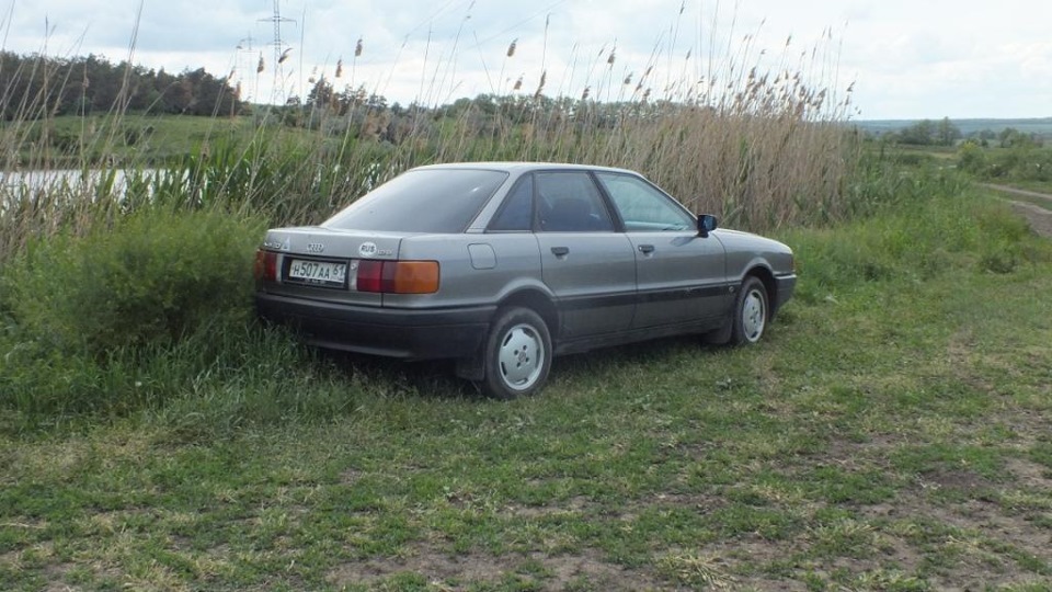 Audi 80 1.8 SF Keihin I (China)