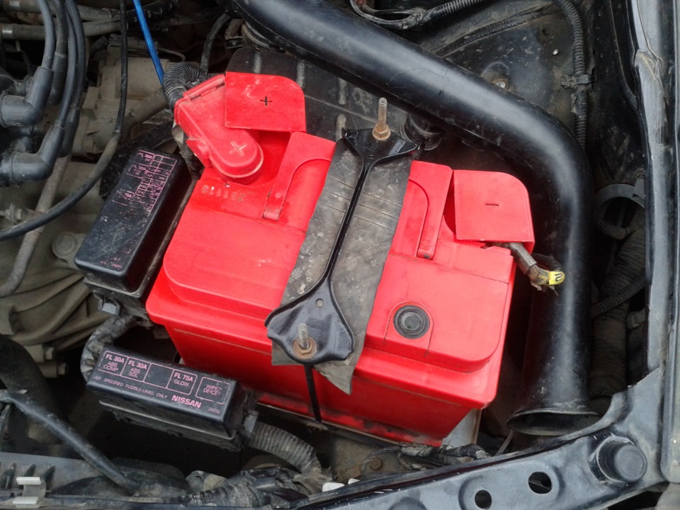 Фото в бортжурнале Nissan Almera I (N15)