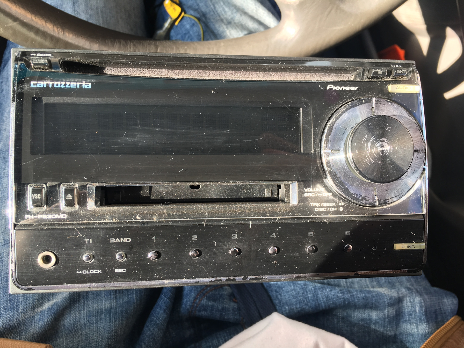 Pioneer Carrozzeria FH-P530MD-B — Toyota Cresta (100) бензин, 2,5