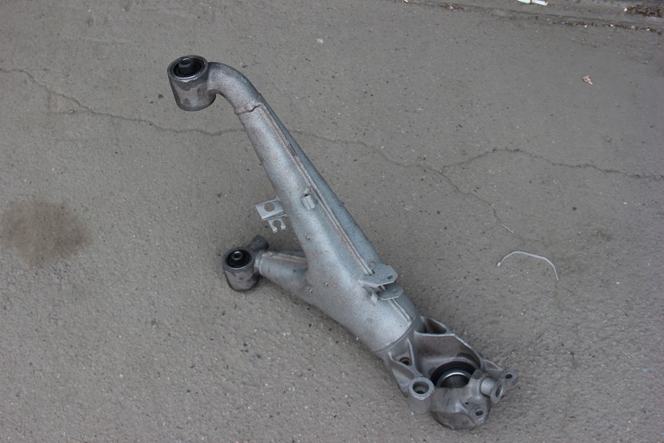 Фото в бортжурнале BMW 7 series (E23)